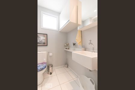 Banheiro  de apartamento à venda com 2 quartos, 89m² em Vila Gumercindo, São Paulo