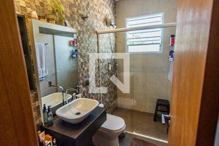 Casa à venda com 200m², 3 quartos e 1 vaga Casa à venda com 200m², 3 quartos e 1 vagaBanheiro da Suíte