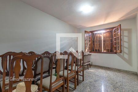 Casa à venda com 430m², 5 quartos e 4 vagas