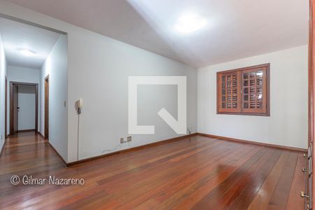Casa à venda com 430m², 5 quartos e 4 vagas