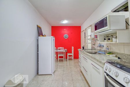 Apartamento à venda com 92m², 2 quartos e sem vagaCozinha