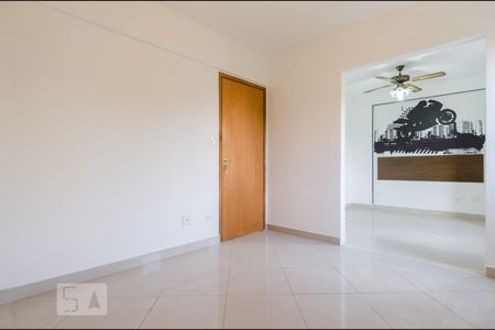 Apartamento à venda com 92m², 2 quartos e 2 vagas Apartamento à venda com 92m², 2 quartos e 2 vagasCloset da Suíte