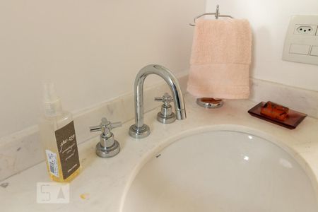 Apartamento para alugar com 136m², 3 quartos e 3 vagasBanheiro suíte 3