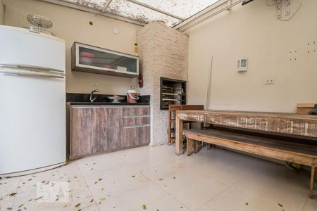 Apartamento para alugar com 350m², 5 quartos e 3 vagasQuintal