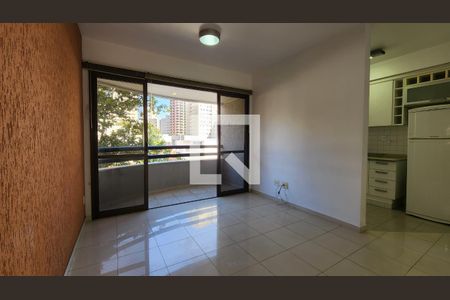 Sala de apartamento para alugar com 1 quarto, 50m² em Cambuí, Campinas