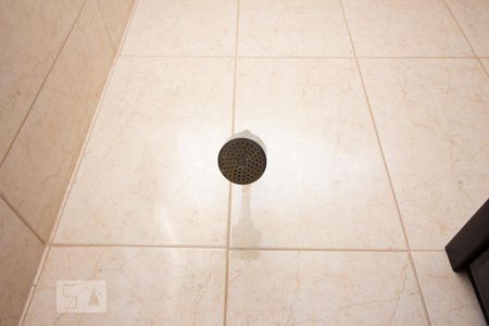 Chuveiro de apartamento para alugar com 2 quartos, 70m² em Cachambi, Rio de Janeiro