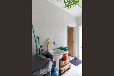 Casa à venda com 136m², 3 quartos e 6 vagasÁrea de serviço