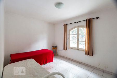 Casa à venda com 136m², 3 quartos e 6 vagasQuarto 2