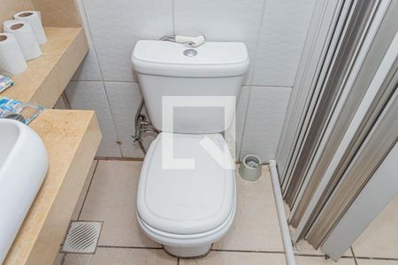 Casa à venda com 100m², 3 quartos e 2 vagas Casa à venda com 100m², 3 quartos e 2 vagasBanheiro