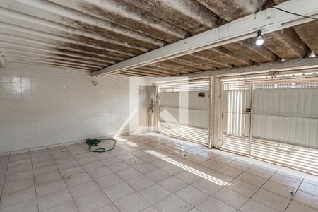 Casa à venda com 100m², 3 quartos e 2 vagas Casa à venda com 100m², 3 quartos e 2 vagasGaragem