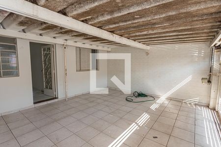 Casa à venda com 100m², 3 quartos e 2 vagas Casa à venda com 100m², 3 quartos e 2 vagasGaragem