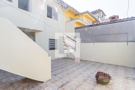 Casa à venda com 100m², 3 quartos e 2 vagas Casa à venda com 100m², 3 quartos e 2 vagasQuintal