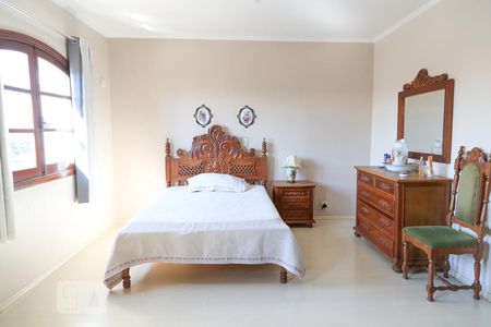 Casa à venda com 380m², 3 quartos e 5 vagasSuíte 1