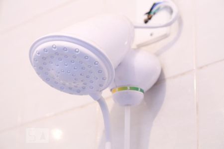 Casa à venda com 380m², 3 quartos e 5 vagasBanheiro da suíte 2