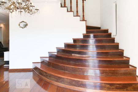 Casa à venda com 380m², 3 quartos e 5 vagasSala