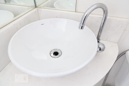 Casa à venda com 380m², 3 quartos e 5 vagasBanheiro de serviço