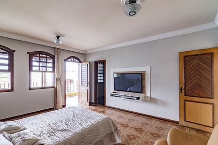 Casa à venda com 413m², 4 quartos e 4 vagas Casa à venda com 413m², 4 quartos e 4 vagasQuarto 1