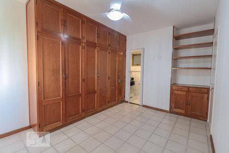 Apartamento à venda com 120m², 3 quartos e 2 vagasQuarto 03 (Suíte)