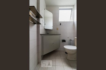 Apartamento à venda com 90m², 3 quartos e 2 vagas Apartamento à venda com 90m², 3 quartos e 2 vagasBanheiro da Suíte
