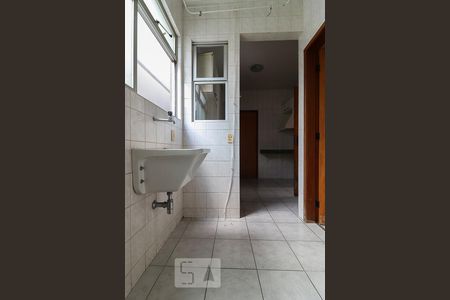 Apartamento à venda com 90m², 3 quartos e 2 vagas Apartamento à venda com 90m², 3 quartos e 2 vagasÁrea de Serviço