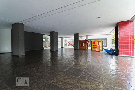 Apartamento à venda com 90m², 3 quartos e 2 vagas Apartamento à venda com 90m², 3 quartos e 2 vagasPlayground