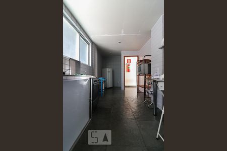 Apartamento à venda com 90m², 3 quartos e 2 vagas Apartamento à venda com 90m², 3 quartos e 2 vagasCopa do Salão de Festas
