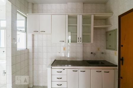 Apartamento à venda com 90m², 3 quartos e 2 vagas Apartamento à venda com 90m², 3 quartos e 2 vagasCozinha