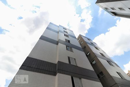 Apartamento à venda com 90m², 3 quartos e 2 vagas Apartamento à venda com 90m², 3 quartos e 2 vagasÁrea Comum