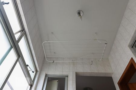 Apartamento à venda com 90m², 3 quartos e 2 vagas Apartamento à venda com 90m², 3 quartos e 2 vagasÁrea de Serviço