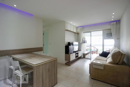 Sala de apartamento para alugar com 3 quartos, 93m² em Recreio dos Bandeirantes, Rio de Janeiro