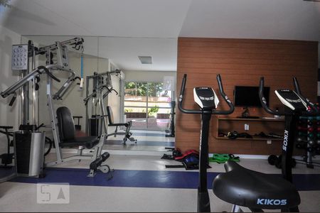 Academia de apartamento à venda com 3 quartos, 77m² em Taquara, Rio de Janeiro