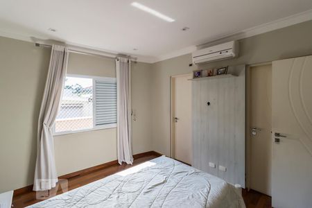 Casa à venda com 275m², 3 quartos e 6 vagasSuíte 1