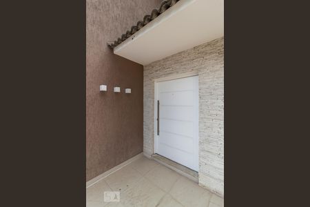 Casa à venda com 275m², 3 quartos e 6 vagasEntrada