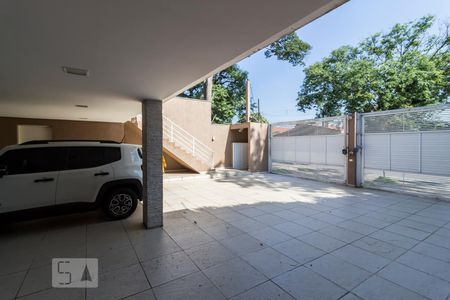 Casa à venda com 275m², 3 quartos e 6 vagasGaragem
