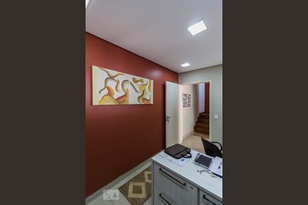 Casa à venda com 275m², 3 quartos e 6 vagasEscritório garagem