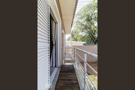 Casa à venda com 275m², 3 quartos e 6 vagasVaranda suíte 3