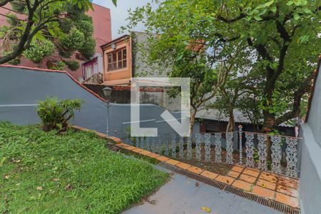 Casa à venda com 526m², 3 quartos e 3 vagas Casa à venda com 526m², 3 quartos e 3 vagasQuintal