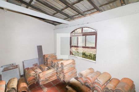 Casa à venda com 526m², 3 quartos e 3 vagas Casa à venda com 526m², 3 quartos e 3 vagasEdicula Lavanderia