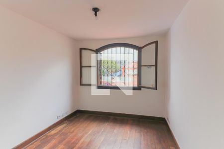 Casa à venda com 526m², 3 quartos e 3 vagas Casa à venda com 526m², 3 quartos e 3 vagasQuarto 3