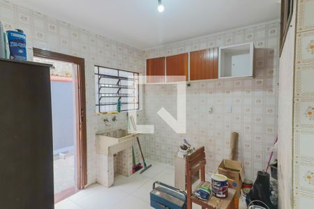Casa à venda com 526m², 3 quartos e 3 vagas Casa à venda com 526m², 3 quartos e 3 vagasLavanderia