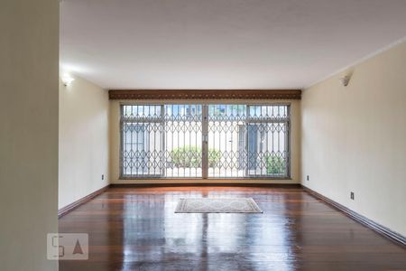 1o. Andar - Sala de casa para alugar com 5 quartos, 250m² em Vila Gumercindo, São Paulo