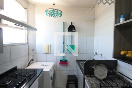 Apartamento à venda com 55m², 2 quartos e 1 vagaCozinha e Área de Serviço