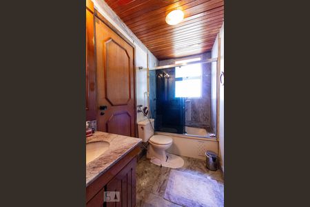 Apartamento para alugar com 245m², 4 quartos e 2 vagasBanheiro Suíte 2