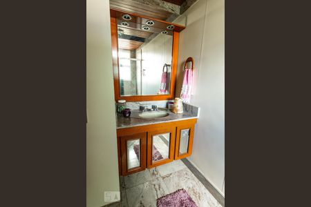 Apartamento para alugar com 245m², 4 quartos e 2 vagasBanheiro Suíte 1