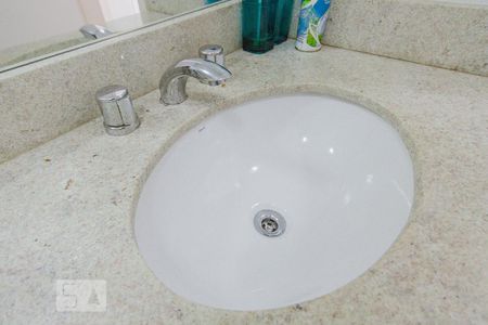 Banheiro de apartamento à venda com 3 quartos, 90m² em Jacarepaguá, Rio de Janeiro