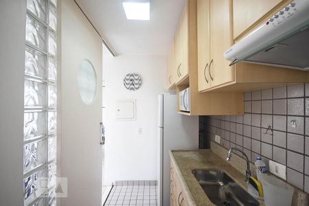 Apartamento à venda com 75m², 2 quartos e 2 vagas Apartamento à venda com 75m², 2 quartos e 2 vagasCozinha