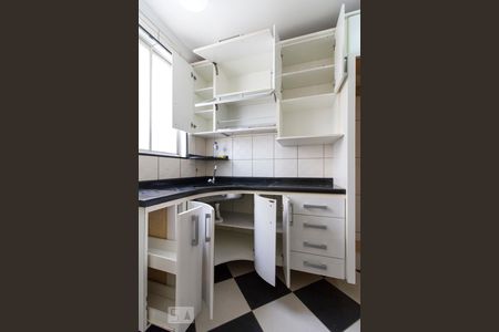 Apartamento para alugar com 60m², 2 quartos e 2 vagas Apartamento para alugar com 60m², 2 quartos e 2 vagasArmários da Cozinha