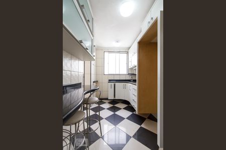 Apartamento para alugar com 60m², 2 quartos e 2 vagas Apartamento para alugar com 60m², 2 quartos e 2 vagasCozinha