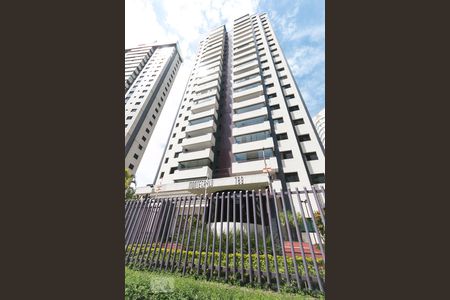 Apartamento à venda com 114m², 3 quartos e 2 vagasFachada 