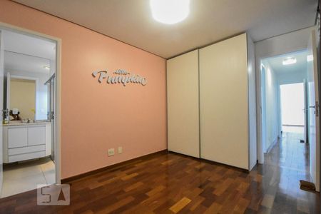 Apartamento à venda com 192m², 4 quartos e 3 vagasSuíte 03